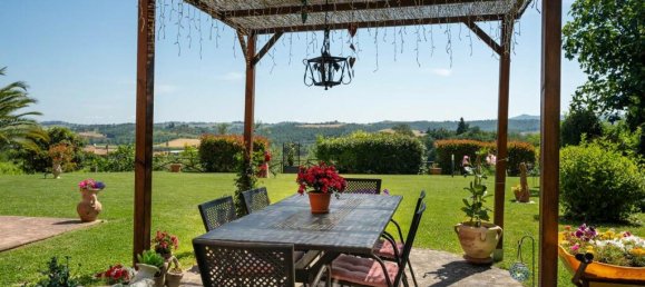 Дом с 3 спальнями в Кьюси, Италия № 56102 12