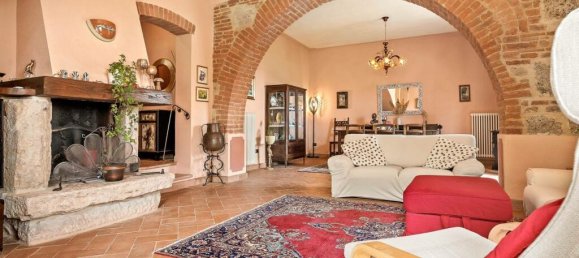 Дом с 3 спальнями в Кьюси, Италия № 56102 17