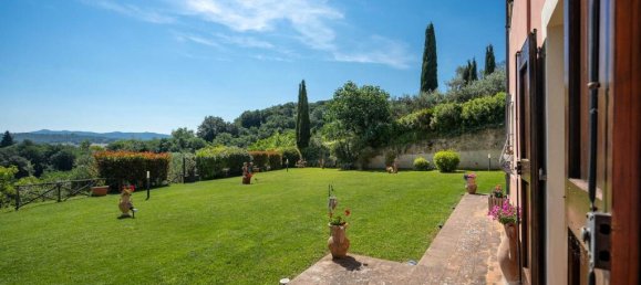 Дом с 3 спальнями в Кьюси, Италия № 56102 7