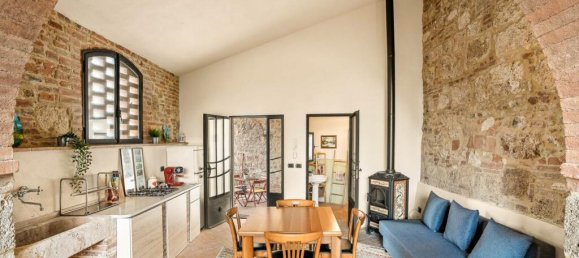 Дом с 3 спальнями в Кьюси, Италия № 56102 42