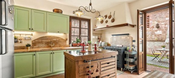 Дом с 3 спальнями в Кьюси, Италия № 56102 21