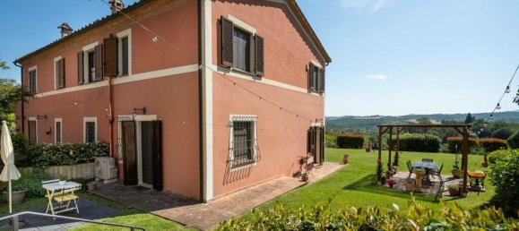 Дом с 3 спальнями в Кьюси, Италия № 56102 57