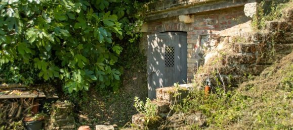 Дом с 3 спальнями в Кьюси, Италия № 56102 73