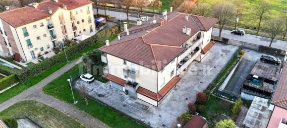 2 غرف نوم شقة في Camisano Vicentino, Italy رقم 203001 37