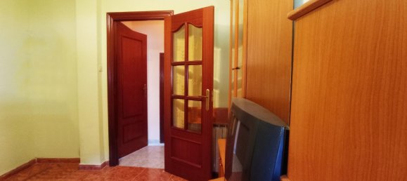 2 bedrooms Apartment in Leon, Spain No. 85930 12