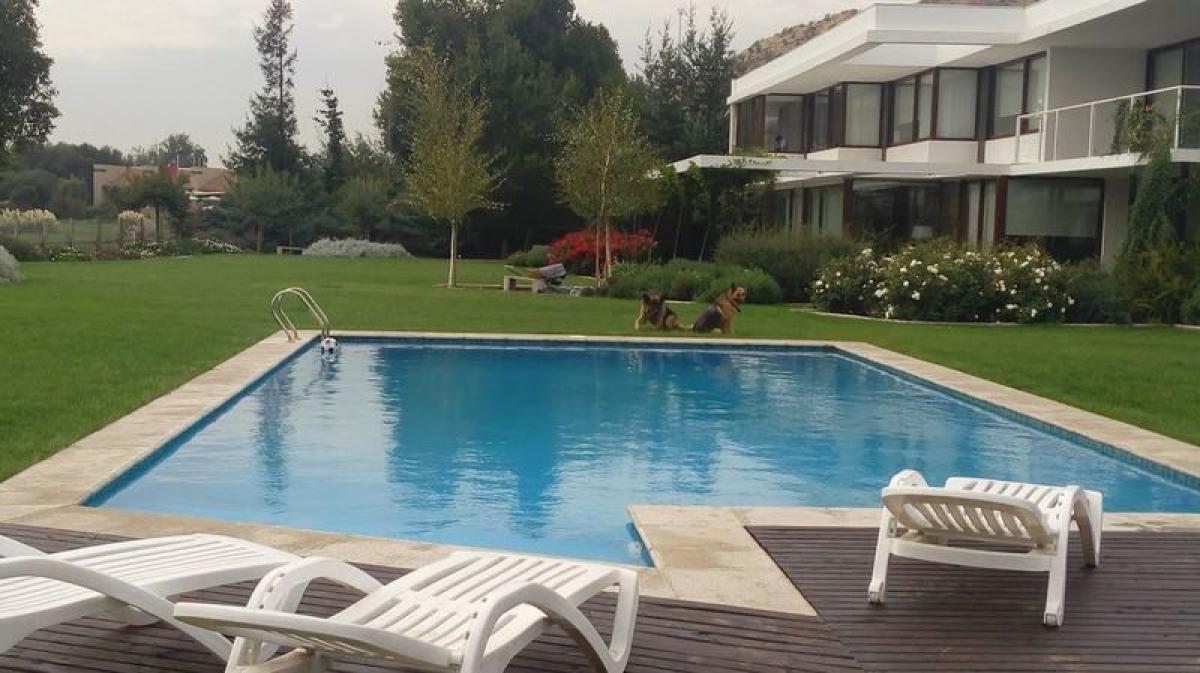 6 bedrooms House in Chacabuco, Chile No. 4989