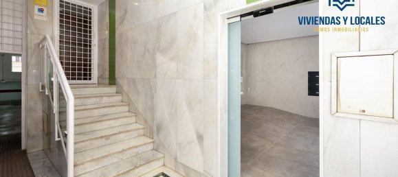 4 bedrooms Apartment in Granada, Spain No. 105648 34