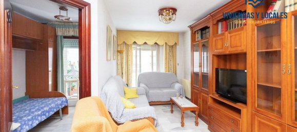 4 bedrooms Apartment in Granada, Spain No. 105648 7