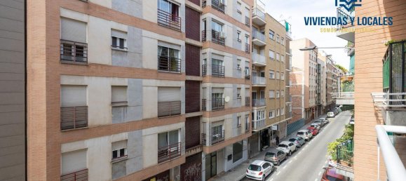 4 bedrooms Apartment in Granada, Spain No. 105648 5