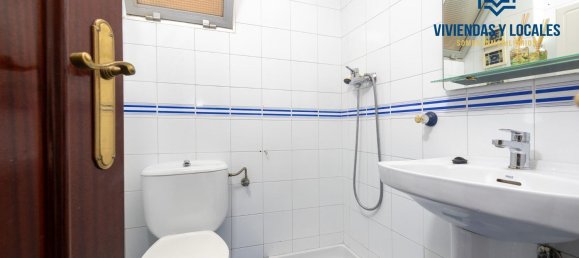 4 bedrooms Apartment in Granada, Spain No. 105648 27