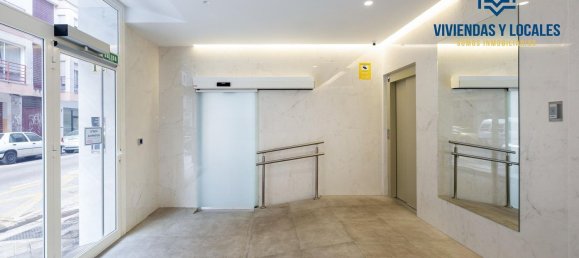 4 bedrooms Apartment in Granada, Spain No. 105648 25