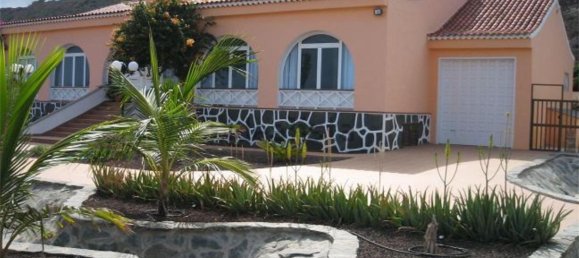 Casa de 6 dormitorios en Arucas, Spain No. 63099 2