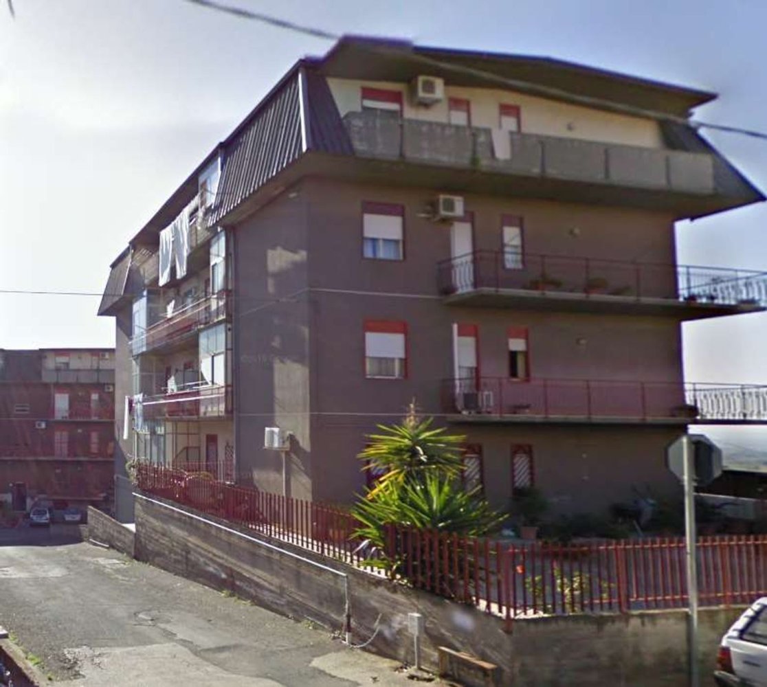 5 rooms Apartment in Motta Sant'Anastasia, Italy No. 51986