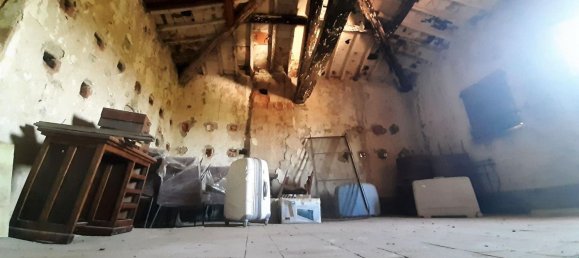 10 rooms House in Terranuova Bracciolini, Italy No. 144142 2