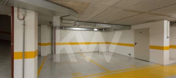 2 bedrooms Apartment in Lisbon, Portugal No. 91618 40