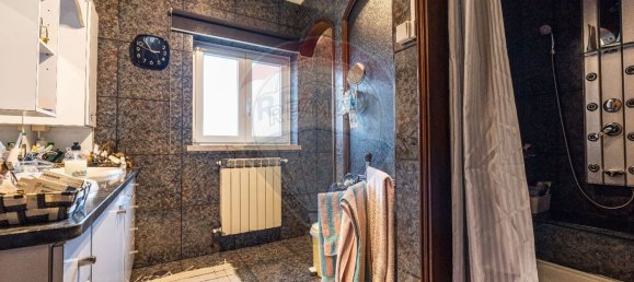 6 bedrooms House in Leiria, Portugal No. 19467 16