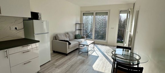 1 bedroom Apartment in Romainville, France No. 170074 14