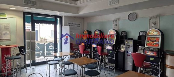 3 rooms Commercial property in Lanuvio, Italy No. 77577 5