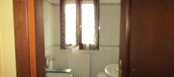 5 bedrooms Apartment in Medolla, Italy No. 323769 16