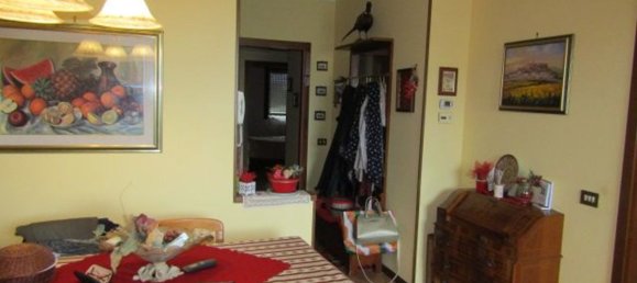 5 bedrooms Apartment in Medolla, Italy No. 323769 5