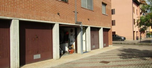 5 bedrooms Apartment in Medolla, Italy No. 323769 23