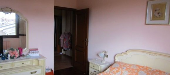 5 bedrooms Apartment in Medolla, Italy No. 323769 18