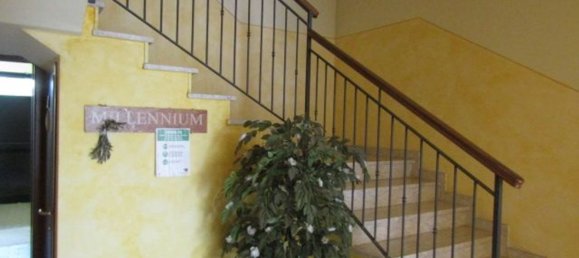 5 bedrooms Apartment in Medolla, Italy No. 323769 3