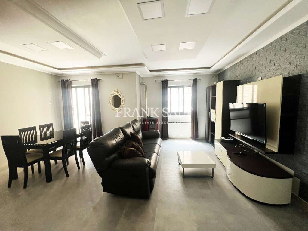 Квартира с 2 спальнями в Заббар, Мальта № 3085