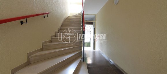 4 rooms Apartment in Cologno Monzese, Italy No. 269889 20