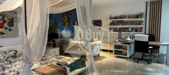 6 bedrooms House in Mouttagiaka, Cyprus No. 16214 4