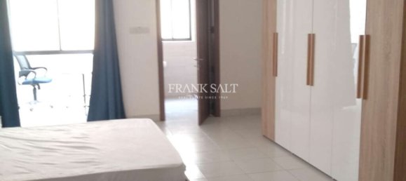 Apartamento de 3 dormitorios en Saint Julian's, Malta No. 3180 8