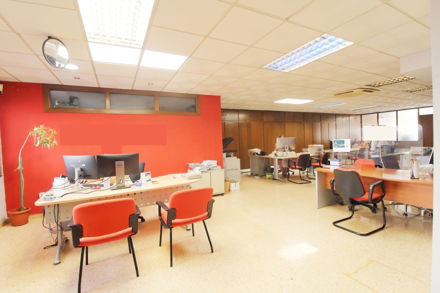 262m² Office in Valencia, Spain No. 254038