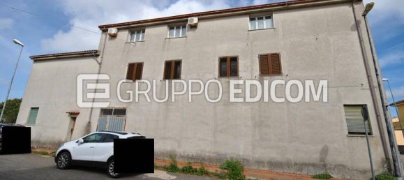 Склад с 1 комнатой в Лурас, Италия № 353101 3