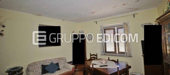 Склад с 1 комнатой в Лурас, Италия № 353101 22