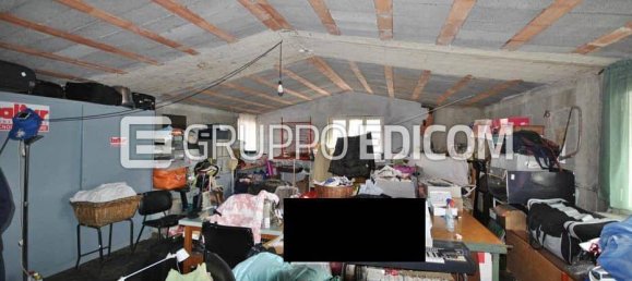 Склад с 1 комнатой в Лурас, Италия № 353101 17