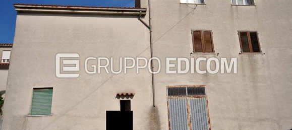 Склад с 1 комнатой в Лурас, Италия № 353101 5