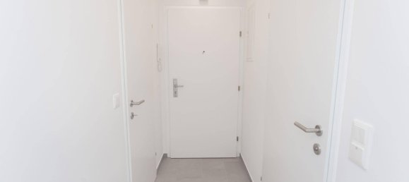 Квартира с 2 комнатами в Вена, Австрия № 207488 3