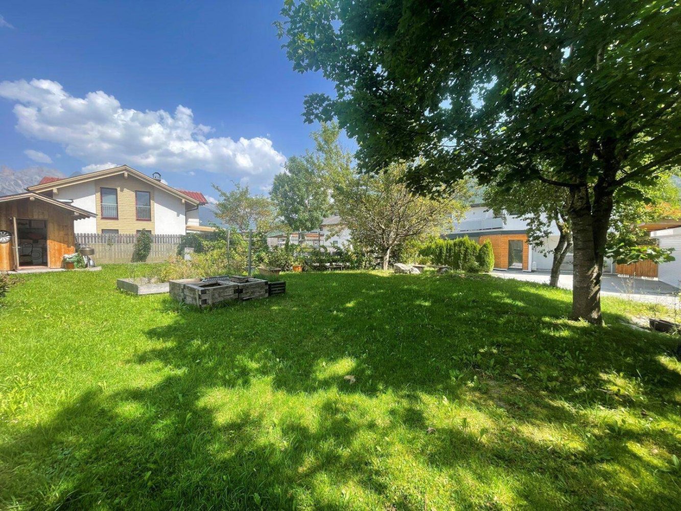  قطعة أرض في Saalfelden am Steinernen Meer, Austria 357متر مربع رقم 222568