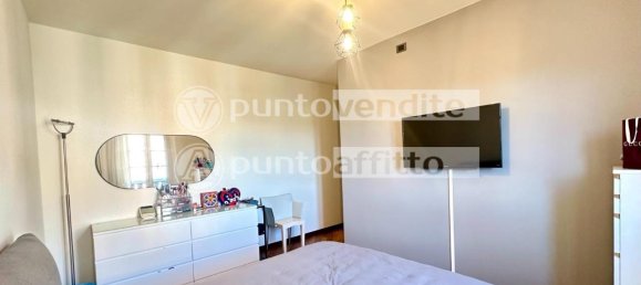 3-salle Appartement à Lucca, Italy No. 69878 43