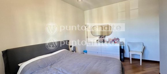 3-salle Appartement à Lucca, Italy No. 69878 23