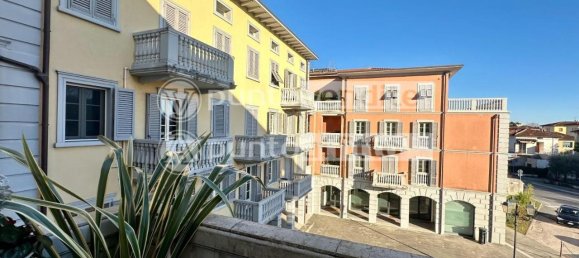 3-salle Appartement à Lucca, Italy No. 69878 37
