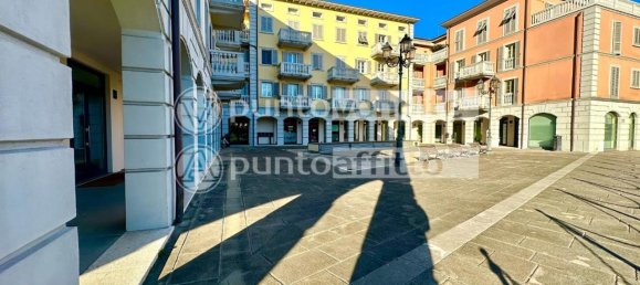 3-salle Appartement à Lucca, Italy No. 69878 2