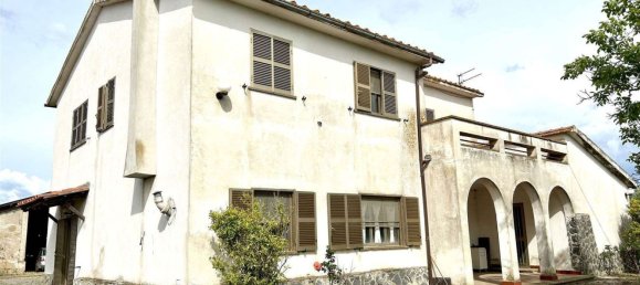 15 rooms House in Tuscania, Italy No. 86672 3