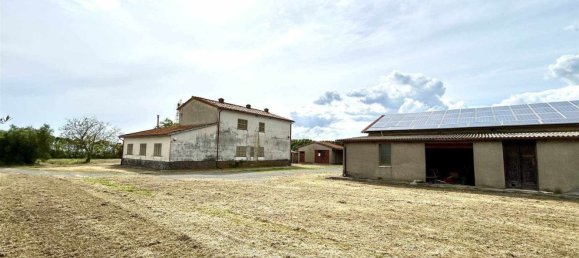 15 rooms House in Tuscania, Italy No. 86672 34