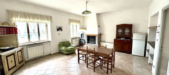 15 rooms House in Tuscania, Italy No. 86672 6