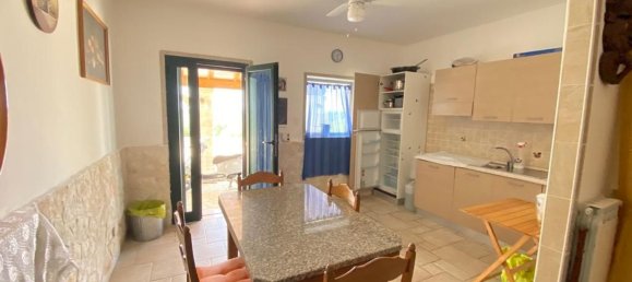 Вилла с 3 комнатами в Остуни, Италия № 72097 16