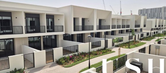 Таунхаус с 3 спальнями в Town Square, ОАЭ № 101722 23