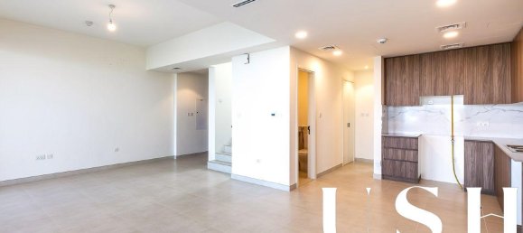 Таунхаус с 3 спальнями в Town Square, ОАЭ № 101722 4