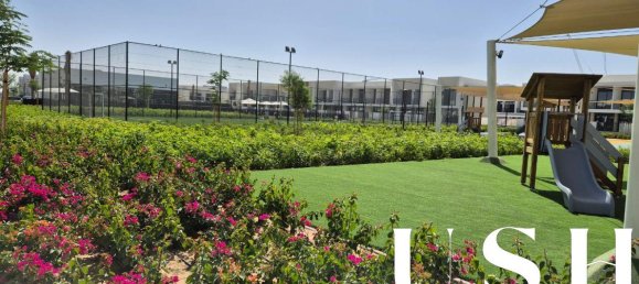 Таунхаус с 3 спальнями в Town Square, ОАЭ № 101722 21