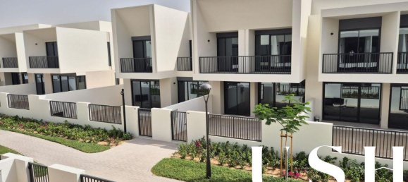 Таунхаус с 3 спальнями в Town Square, ОАЭ № 101722 25